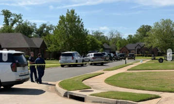 Осум убиени во масовно пукање во Луизијана