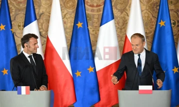 Макрон повикува на дипломатско решение за кризата меѓу САД и Иран 