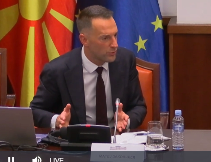 Закоњшек од Транспортната заедница: Работиме на решение за професионалните превозници во Шенген зоната