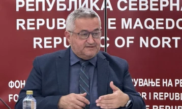 Клековски: Се разгледуваат можности за здравствено осигурување на лица под 18 години, за доставувачите на храна и за т.н. „фриленсери“