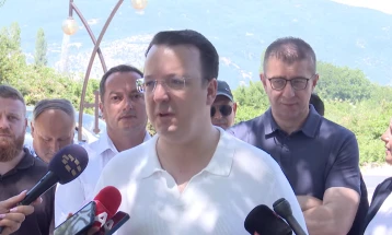 Николоски: Реконструкцијата на Охридскиот аеродром се одвива според утврдената динамика, ќе биде готов до крајот на летото